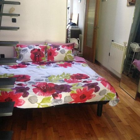Hotel Sea Breeze Studio à Pula Extérieur photo