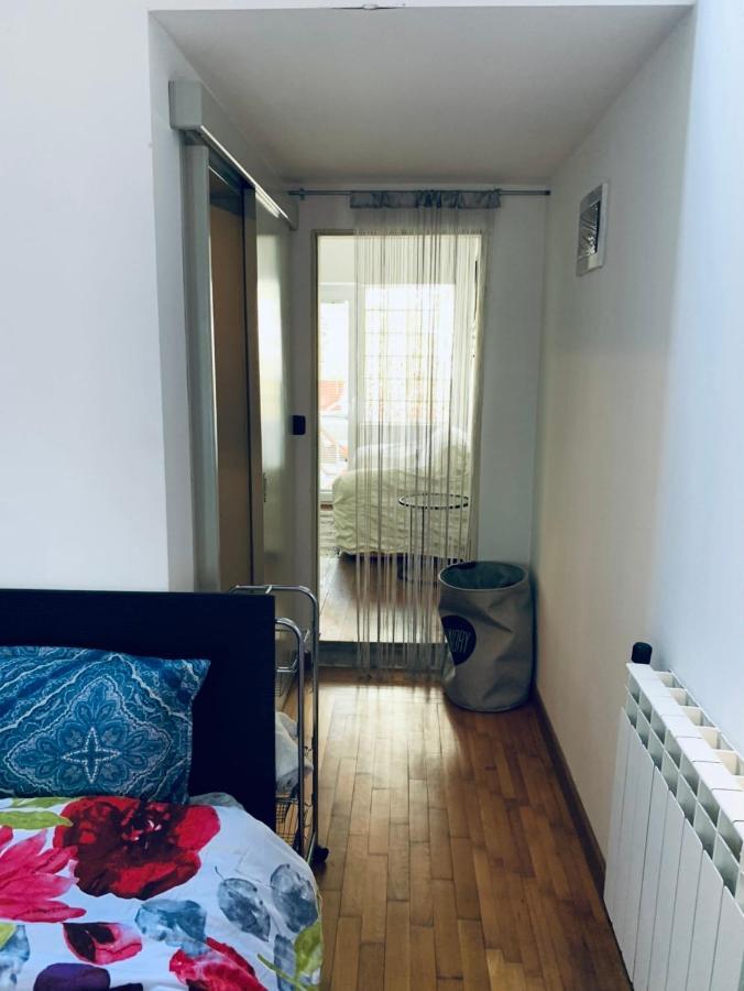 Hotel Sea Breeze Studio à Pula Extérieur photo